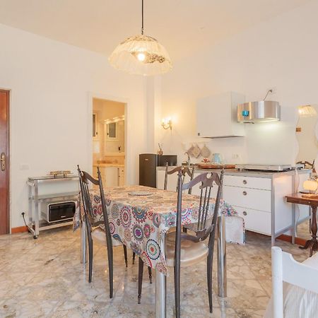 Golden And Silver Apartments By Wonderful Italy Bari Luaran gambar